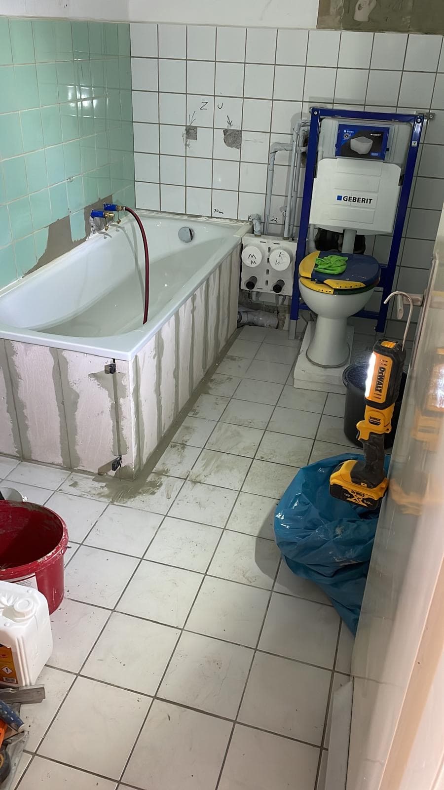 Badezimmer während der Umbauarbeiten