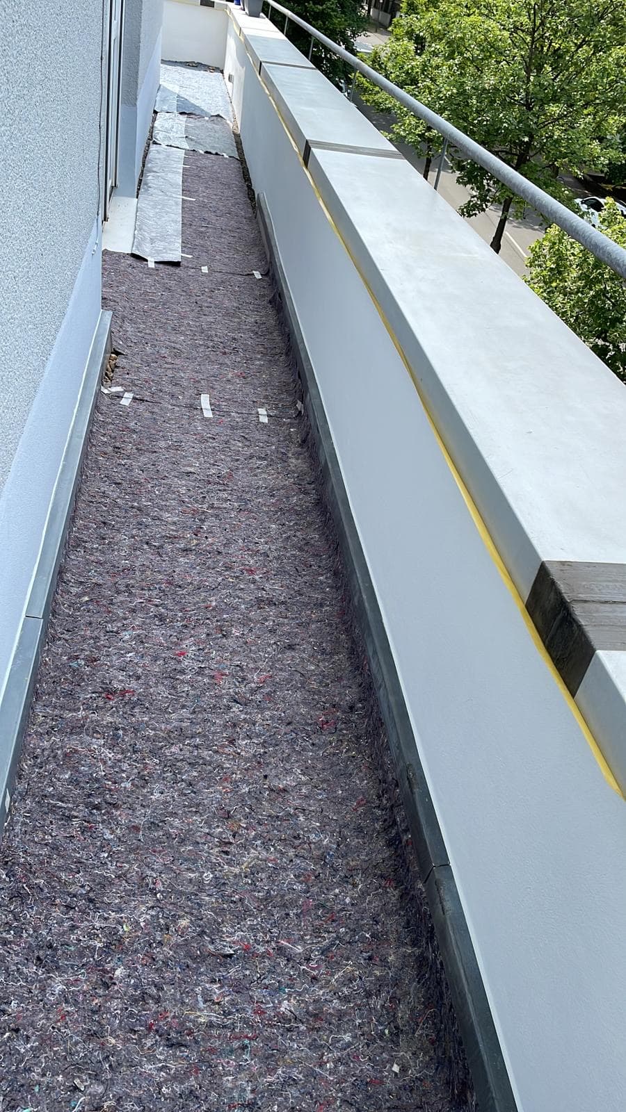 Balkonbereich während der Arbeiten